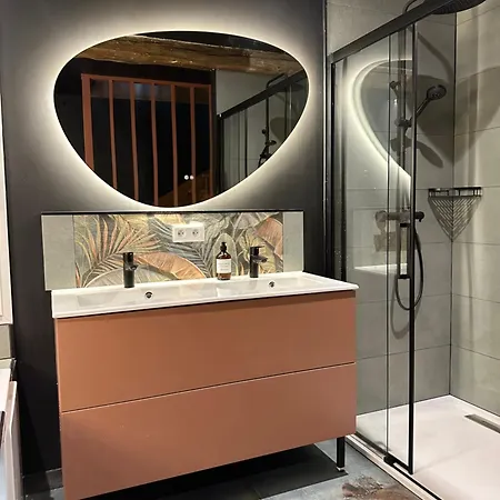 Kloozia Suites Centre Ville Haut Standing Angoulême Extérieur photo