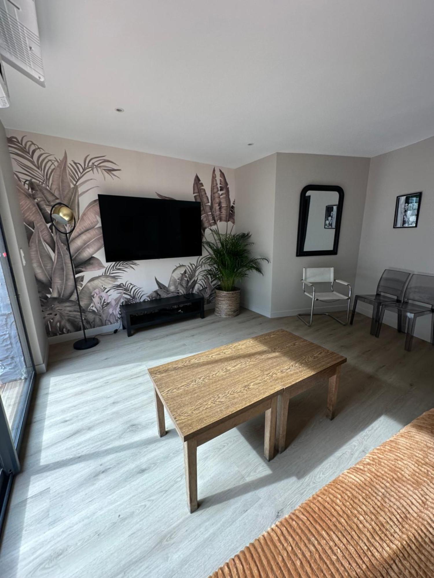 Kloozia Centre Standing Homestay *