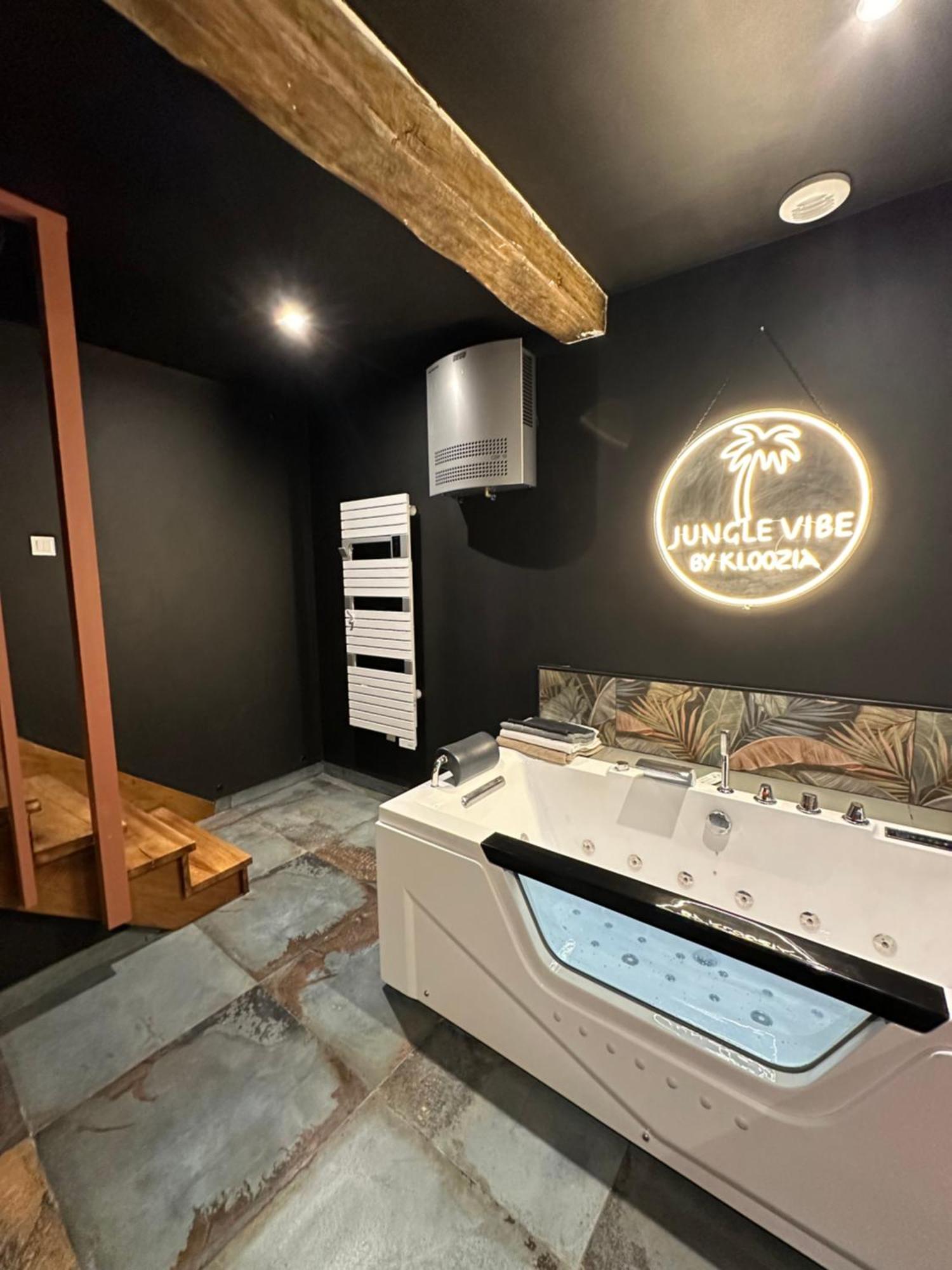 Homestay Kloozia Centre Standing